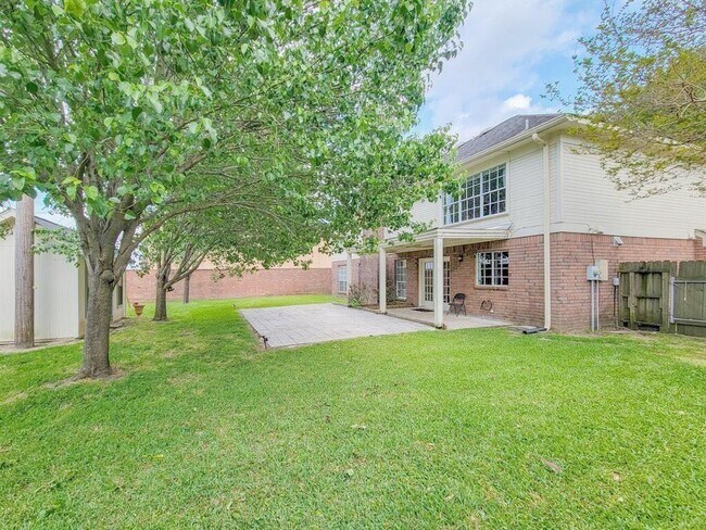 Building Photo - 14718 Atterbury Dr