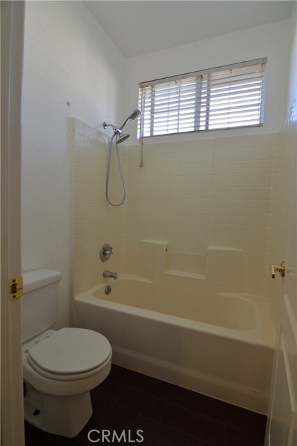 Building Photo - 9595 Shadowgrove Dr