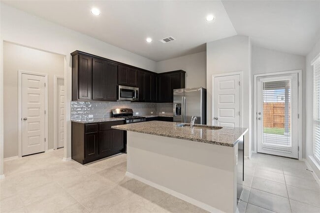 Building Photo - 148 Living Reef Dr