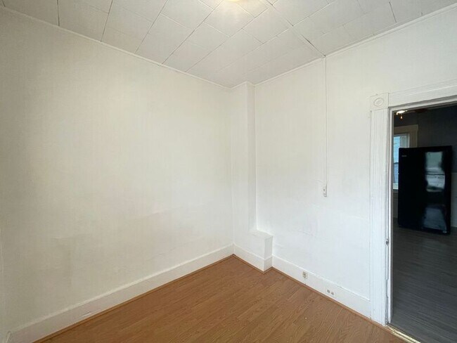 Building Photo - 119 Cypress St