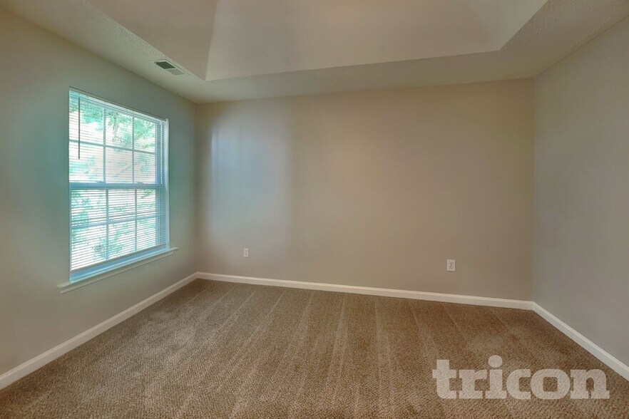 Building Photo - 206 Beltrees Dr