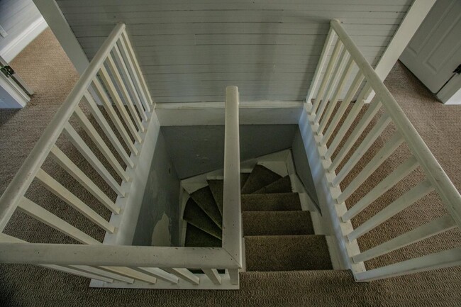 Steep stairs - 2300 19th St