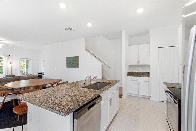 Building Photo - 873 Tennyson Mill Cir