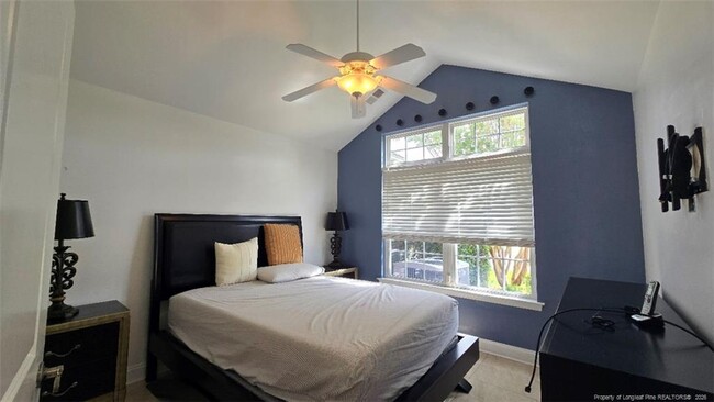 Building Photo - 127 Nandina Ct