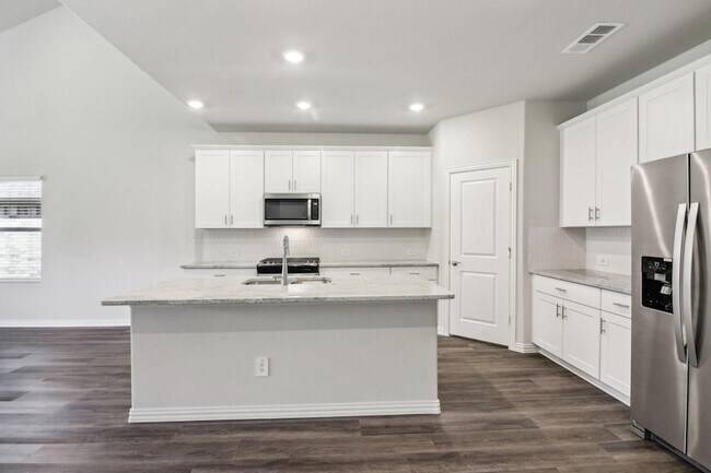 Building Photo - 709 Tidal Dr