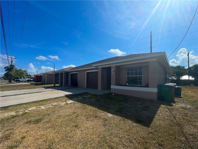 Building Photo - 309 NE 24th Ave