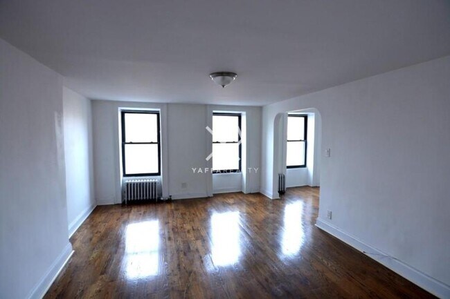 Primary Photo - 1 bedroom in BROOKLYN NY 11216