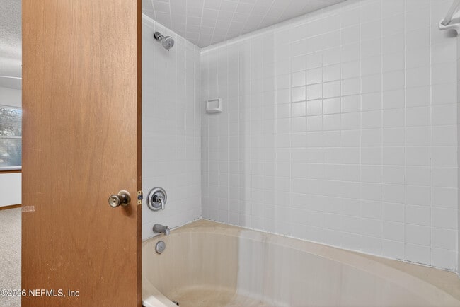 Building Photo - 11369 Fort Caroline Lakes Dr S