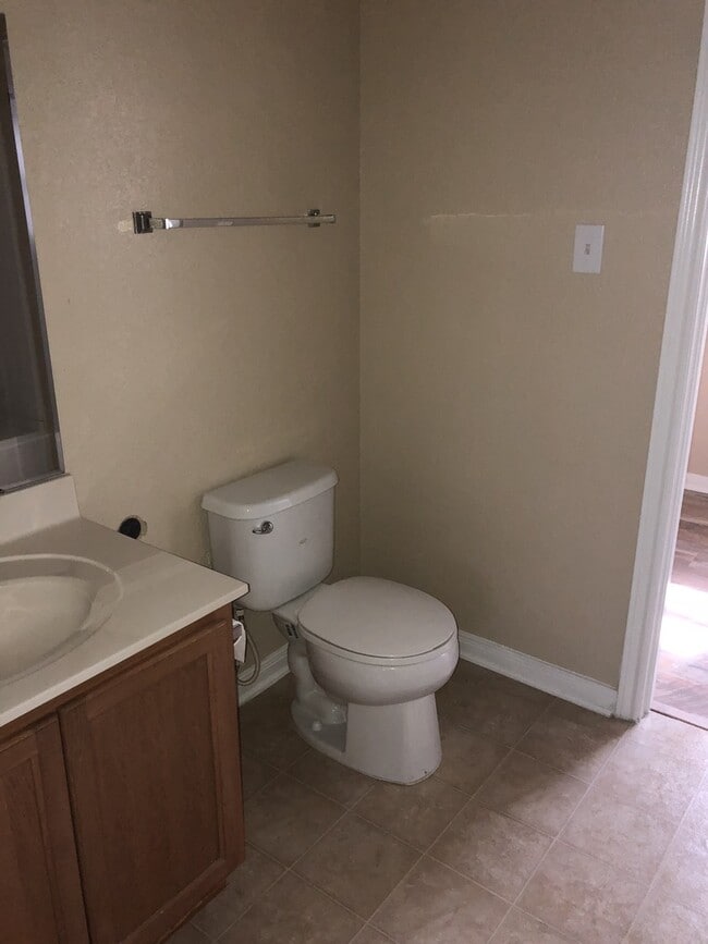 Building Photo - Well-Maintained 4-Bedroom Home with Game Room, Gazebo & Trail Access