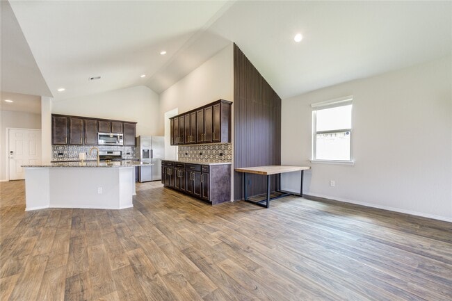 Building Photo - 20451 Green Mountain Dr