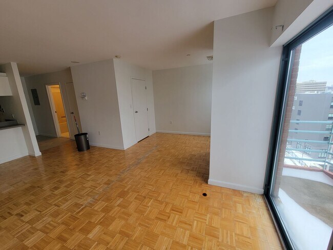 Building Photo - Studio Available Near North Quincy T With Parking