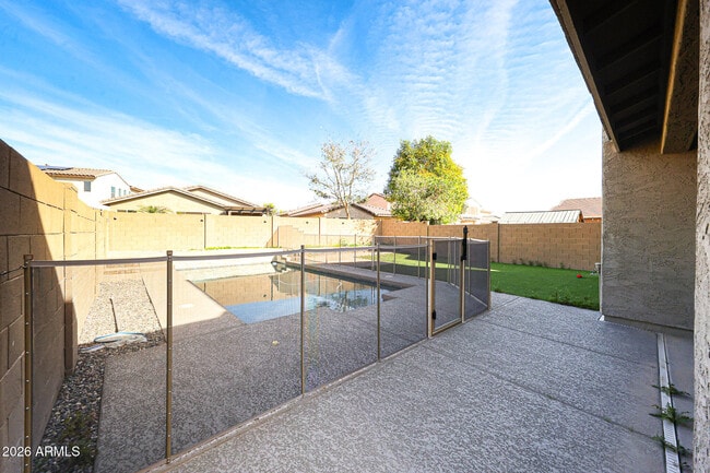 Building Photo - 12144 W Remuda Dr