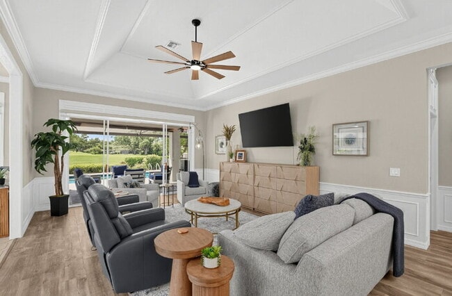 Building Photo - Winter season on the Boca Royale golf course, furnished pool home with club membership
