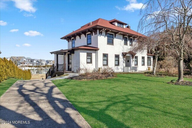 Building Photo - 102 Inlet Terrace