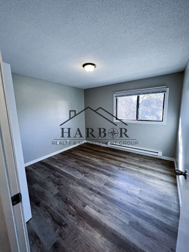 Building Photo - 1 Bedroom 1 Bath - New Avon - SPECIAL: App...
