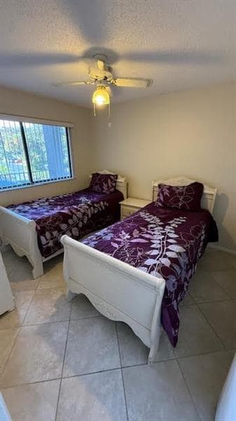 Building Photo - 2334 S Cypress Bend Dr