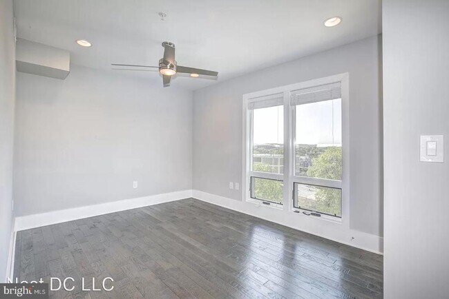 Building Photo - 1827 Benning Rd NE