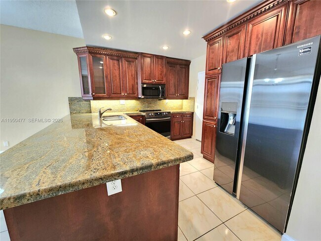 Building Photo - 1600 S Ocean Dr