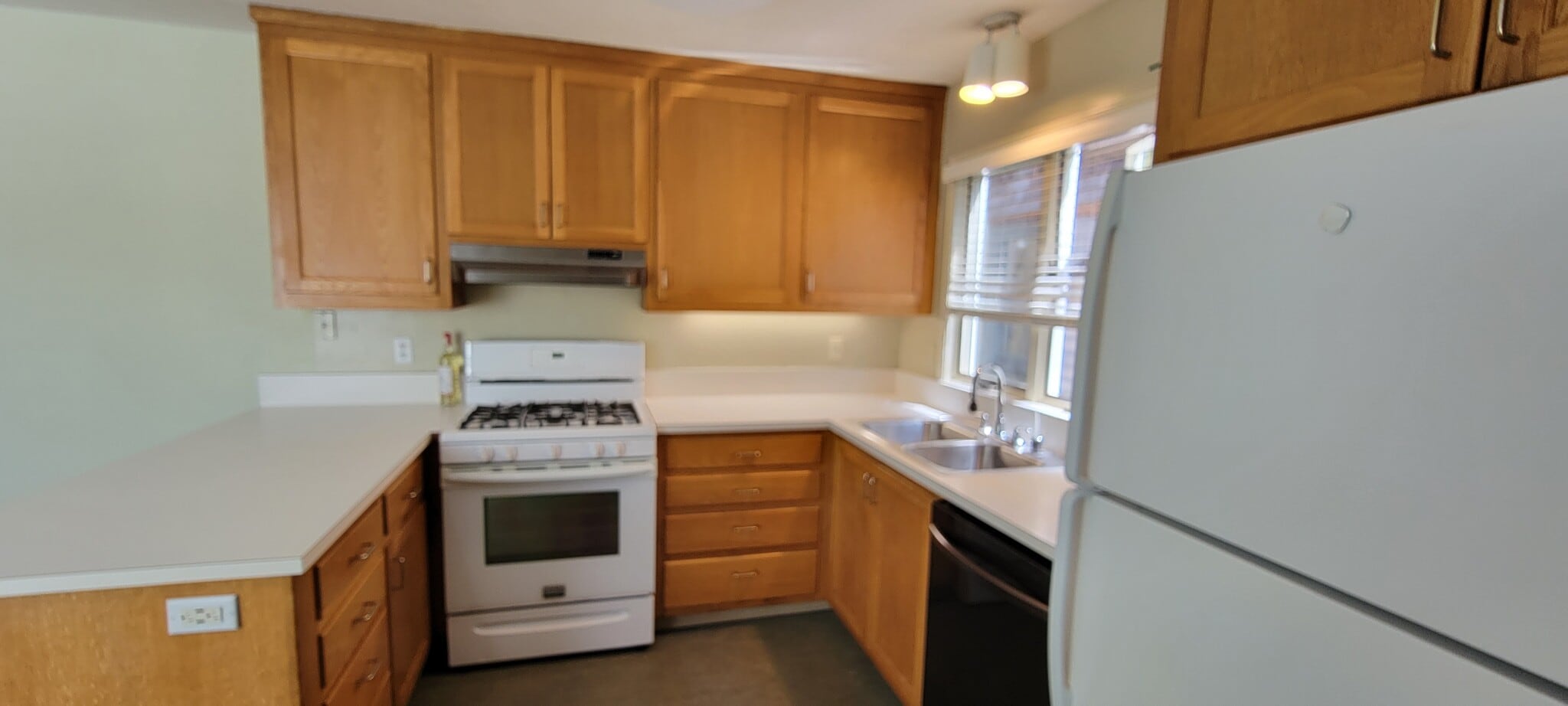 Building Photo - 2801 Cherry St