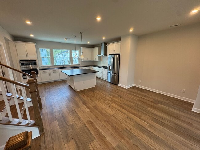 Building Photo - 4707 Cypress Tree Ln