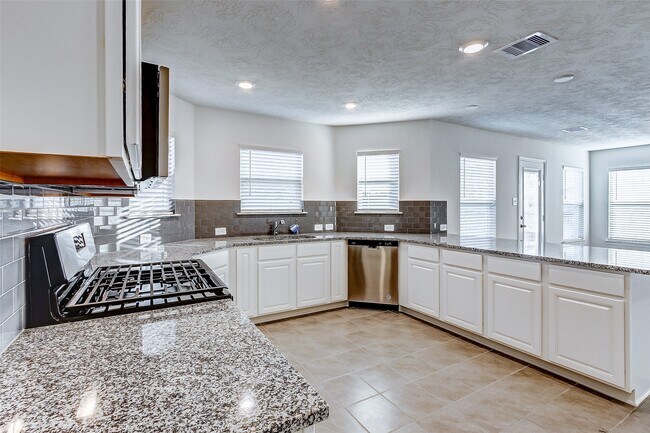 Building Photo - 12451 Buck Sable Ln