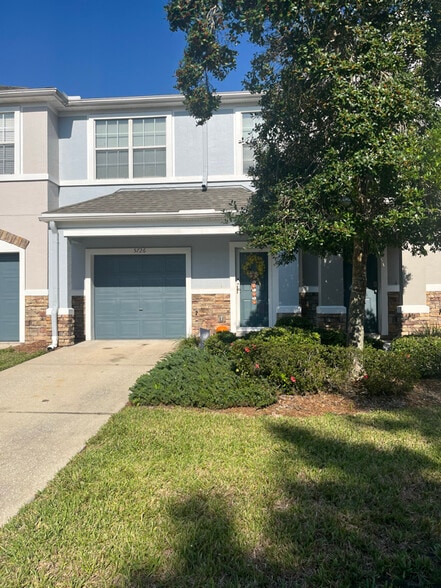 Building Photo - 5726 Sandstone Way