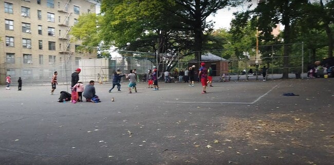 Building Photo - 142-15 38th Ave