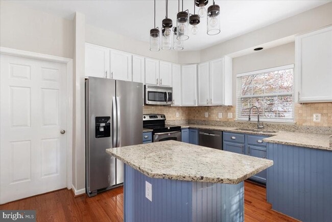 Building Photo - 18688 Potomac Station Dr