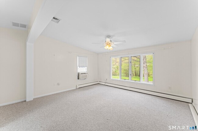 Building Photo - 89 Cranbury Dr
