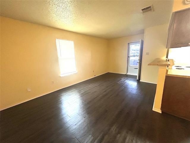 Building Photo - 2303 Lido Ln