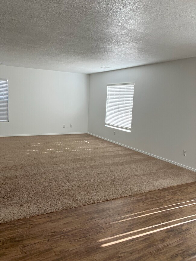 Building Photo - 7616 Stadler Ave NW