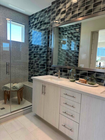 Building Photo - 502 spindle Way
