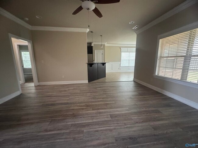 Building Photo - 101 Somerset Park Dr