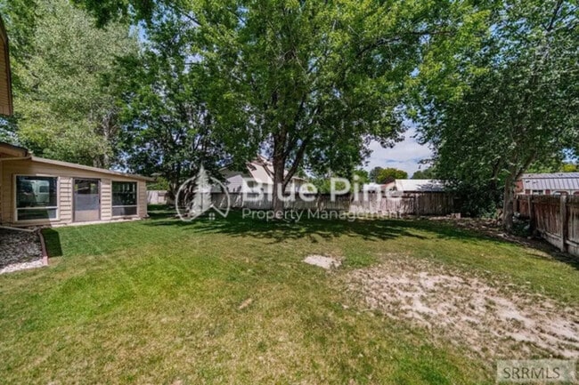 Building Photo - 648 Buckboard Ln