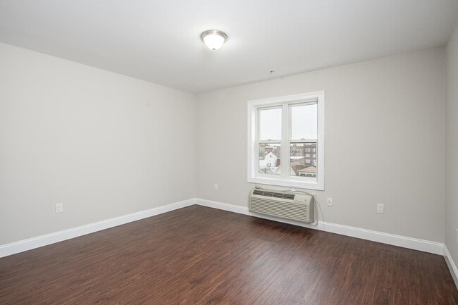 Building Photo - 6111 Fillmore Pl