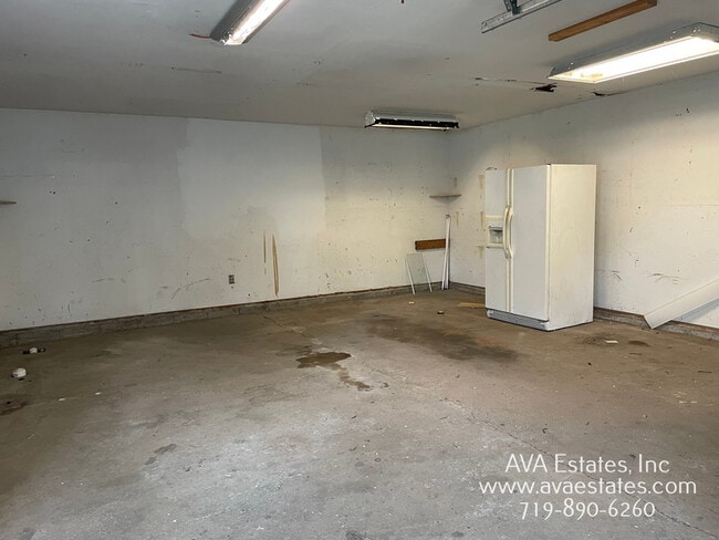 Building Photo - 1302 Jackson St