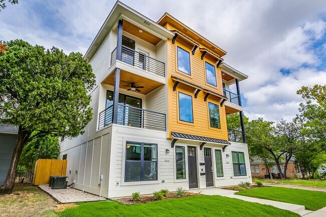 Building Photo - 3210 Forest Park Blvd