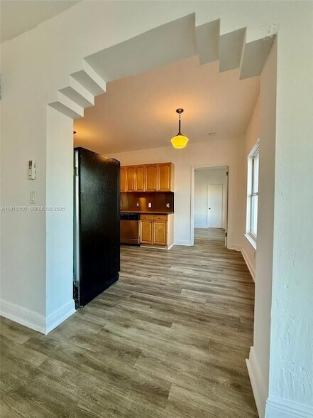 Building Photo - 4035 Meridian Ave