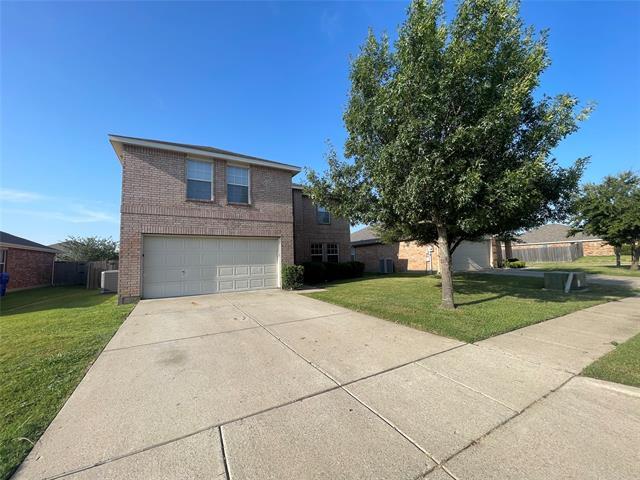 Building Photo - 2801 Mockingbird St