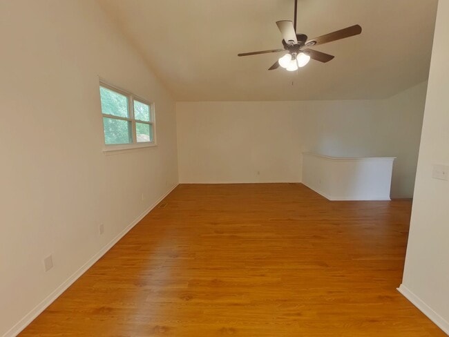 Building Photo - 4027 Danbury St