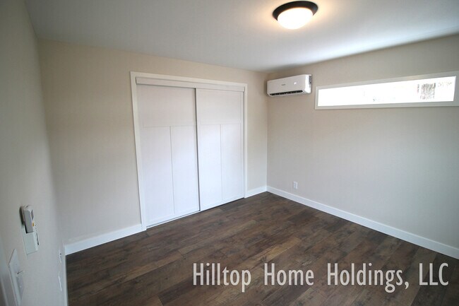 Building Photo - 27 Hilltop Rd