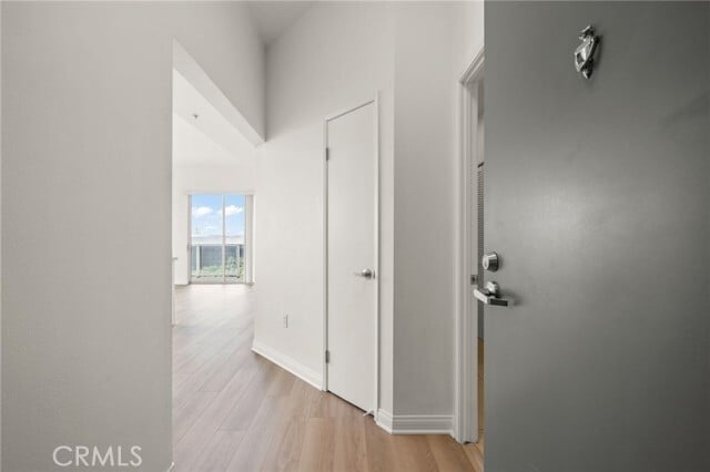 Building Photo - 488 E Ocean Blvd