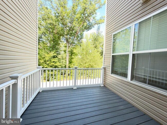 Building Photo - 2512 Buckthorn Dr