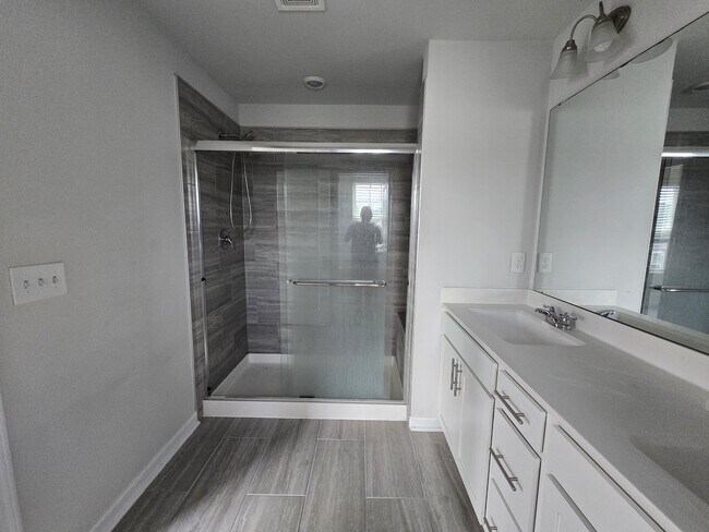 Building Photo - 6318 Arpeggio Pl