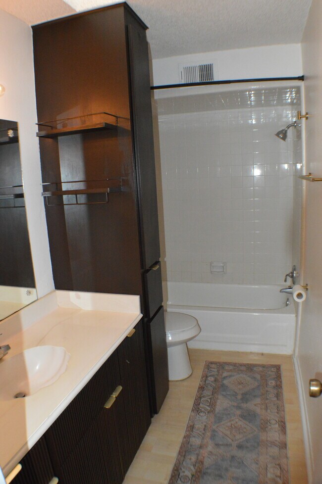 Building Photo - 4508 Medinah Pl