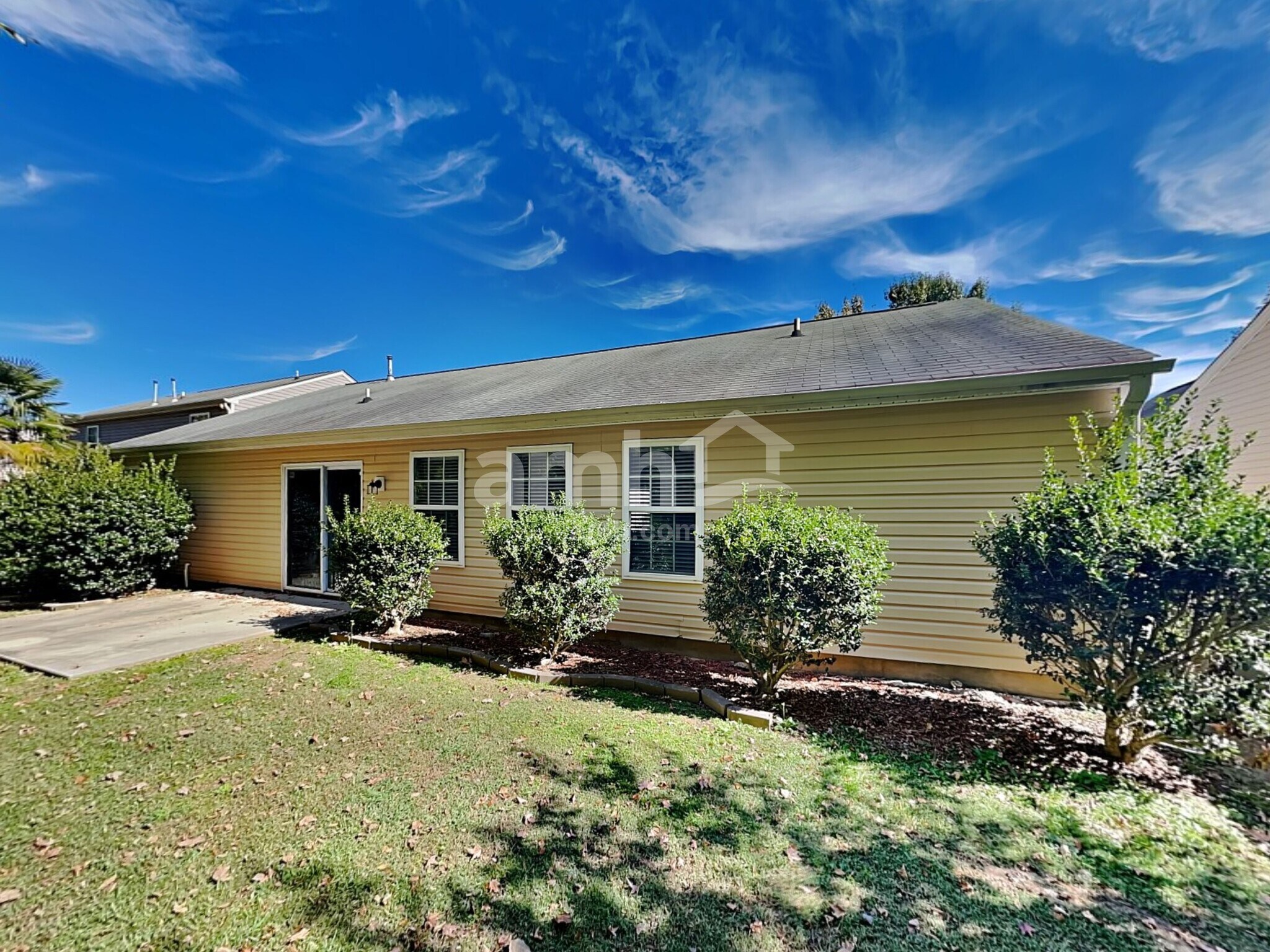 Building Photo - 3928 Edgeview Dr