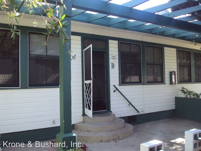 Primary Photo - 821 Agate St