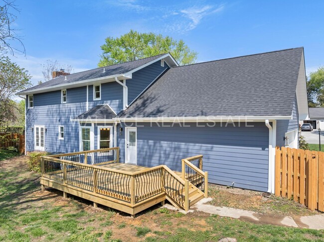 Building Photo - LOVELY 4 BEDROOM HOME...ALL FARRAGUT SCHOO...