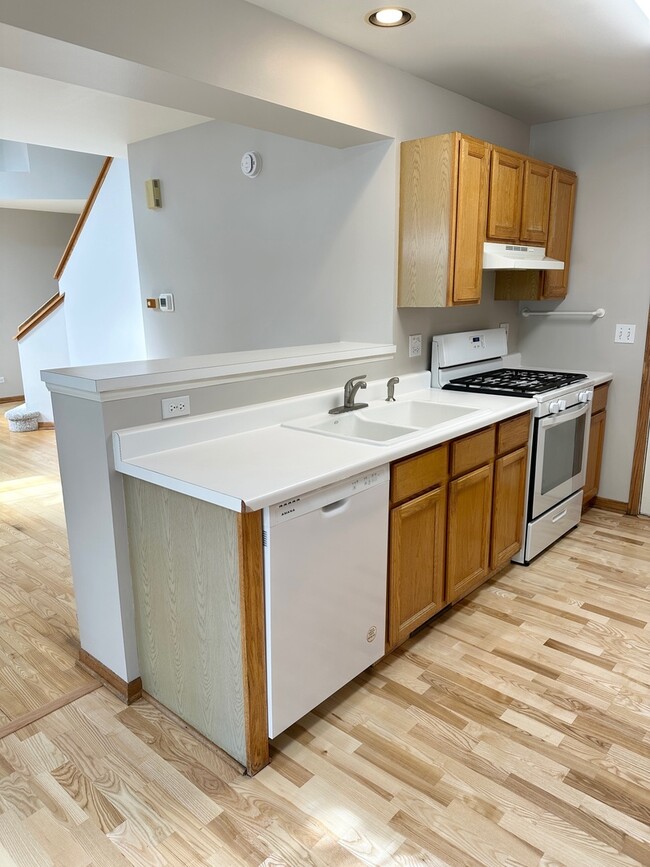 Building Photo - 2955 Belle Ln
