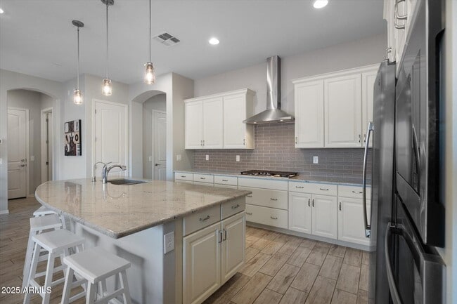 Building Photo - 2527 S Quaintance St